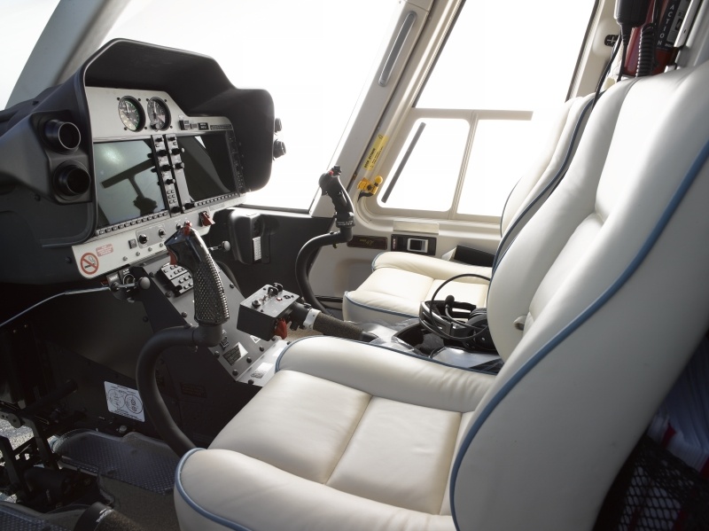 Helicóptero Executivo Bell 407